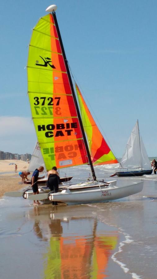 Malibu Beach Koksijde Kültér fotó
